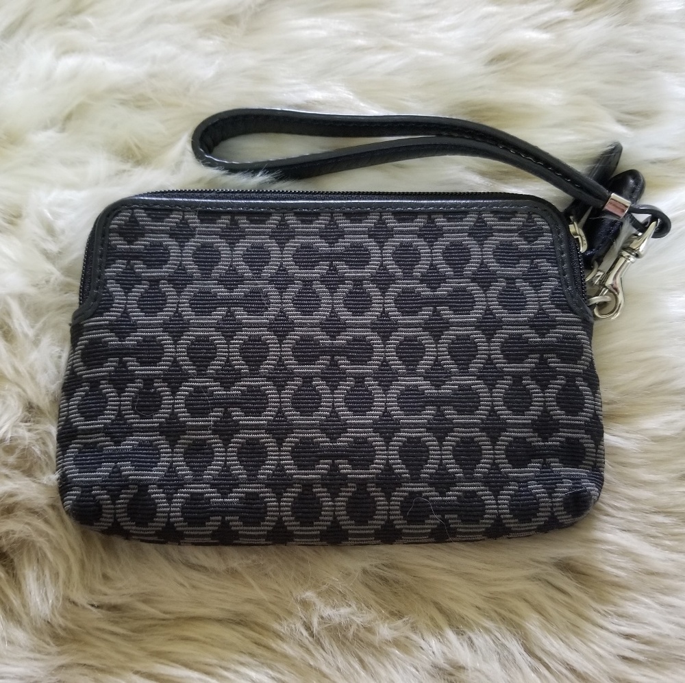 Coach Wristlet - Picture 2 of 2